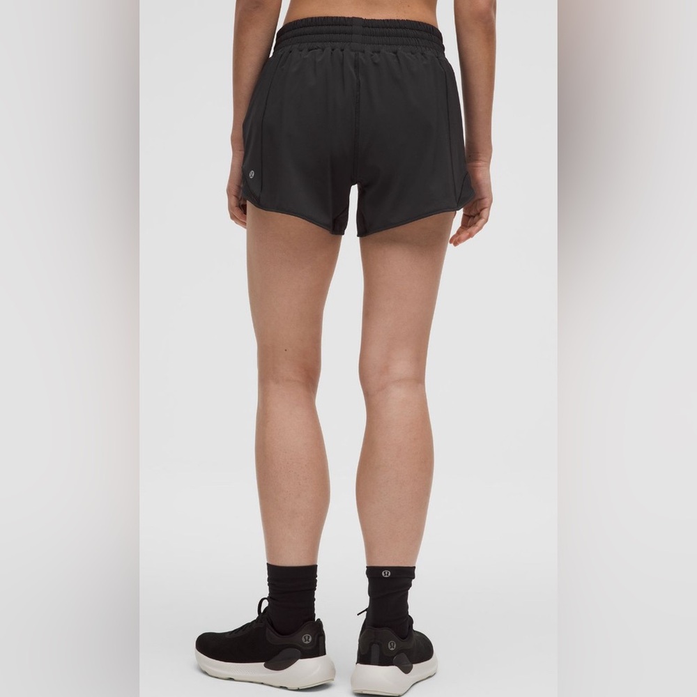 Lululemon black hotty hot 4” high waist shorts